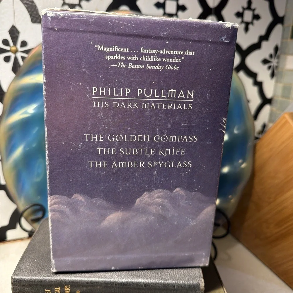 His Dark Materials Boxed Set Philip Pullman - The Golden Compass